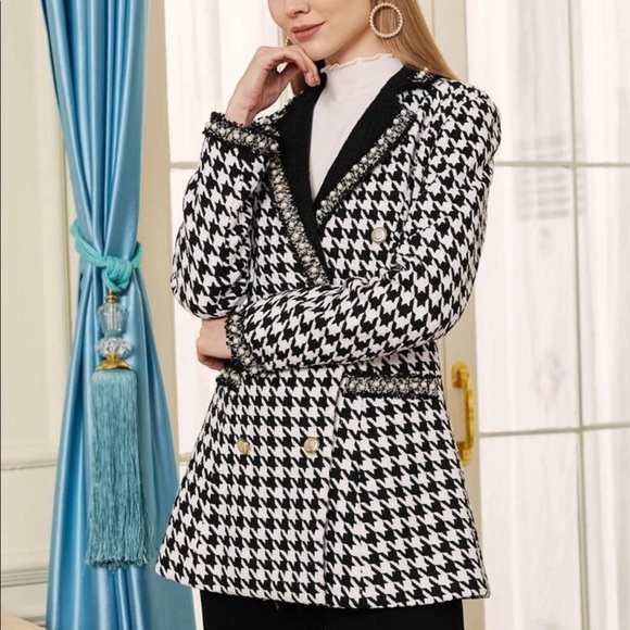 Tweed Houndstooth Blazer with pearl lapel - Picture 1 of 5